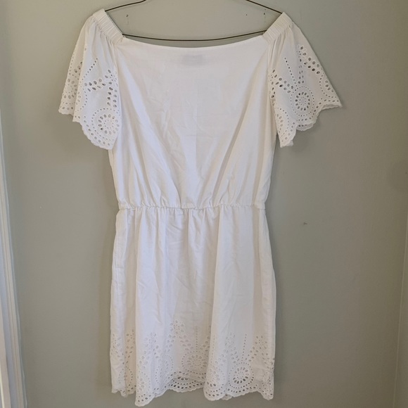 White Lace Dress - Picture 7 of 7